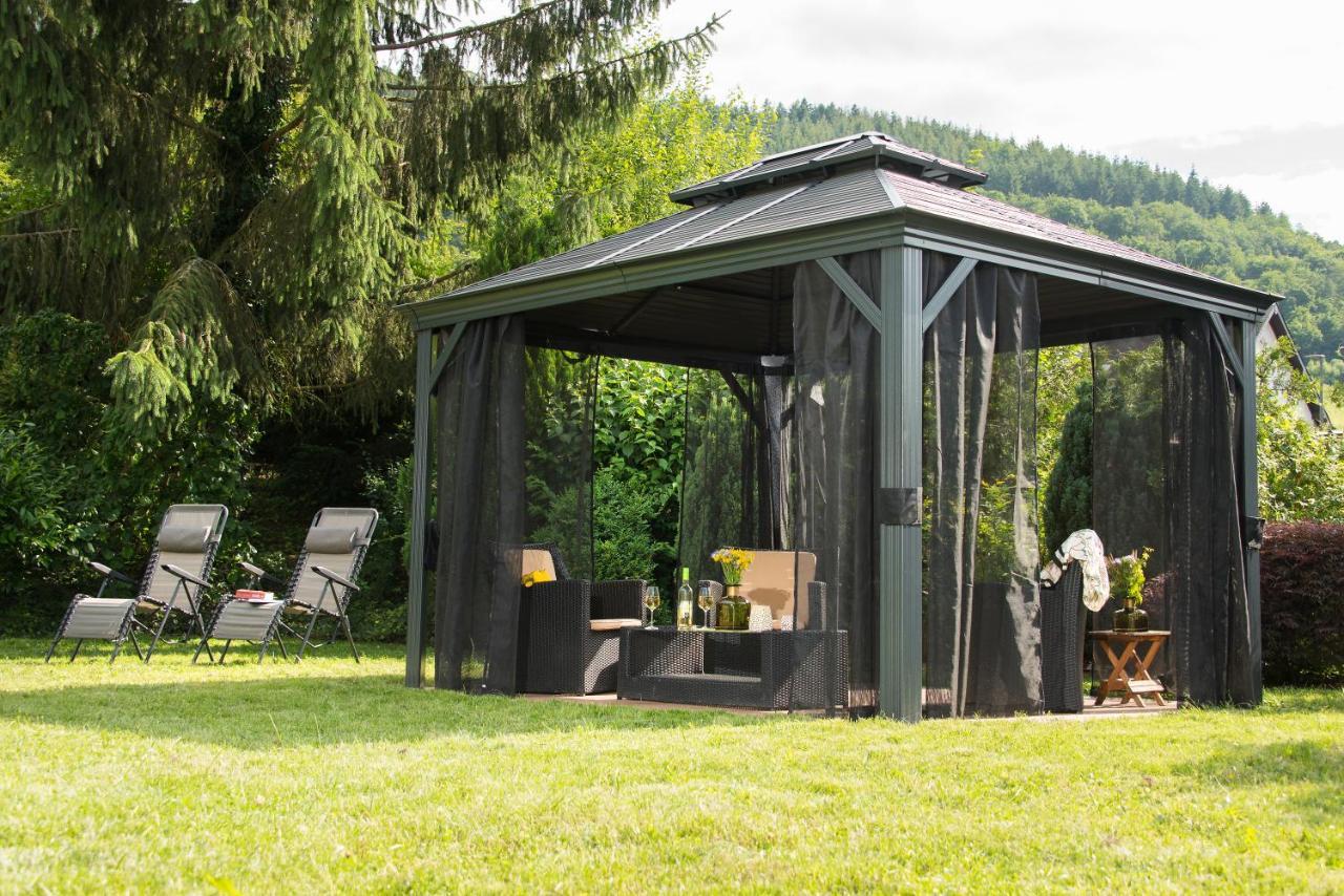 Weinhotel Sonnenschein Ернст Екстер'єр фото
