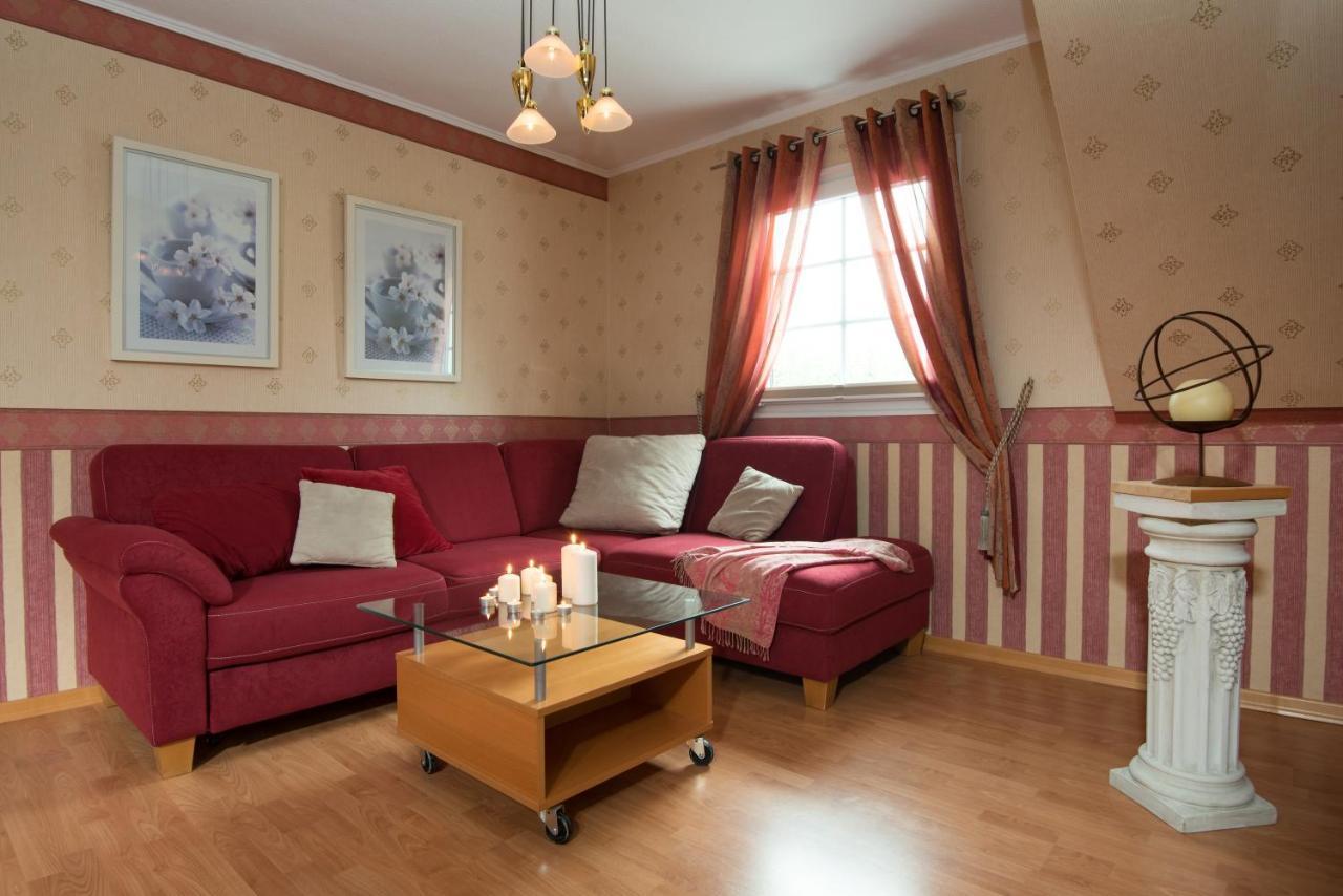 Weinhotel Sonnenschein Ернст Екстер'єр фото